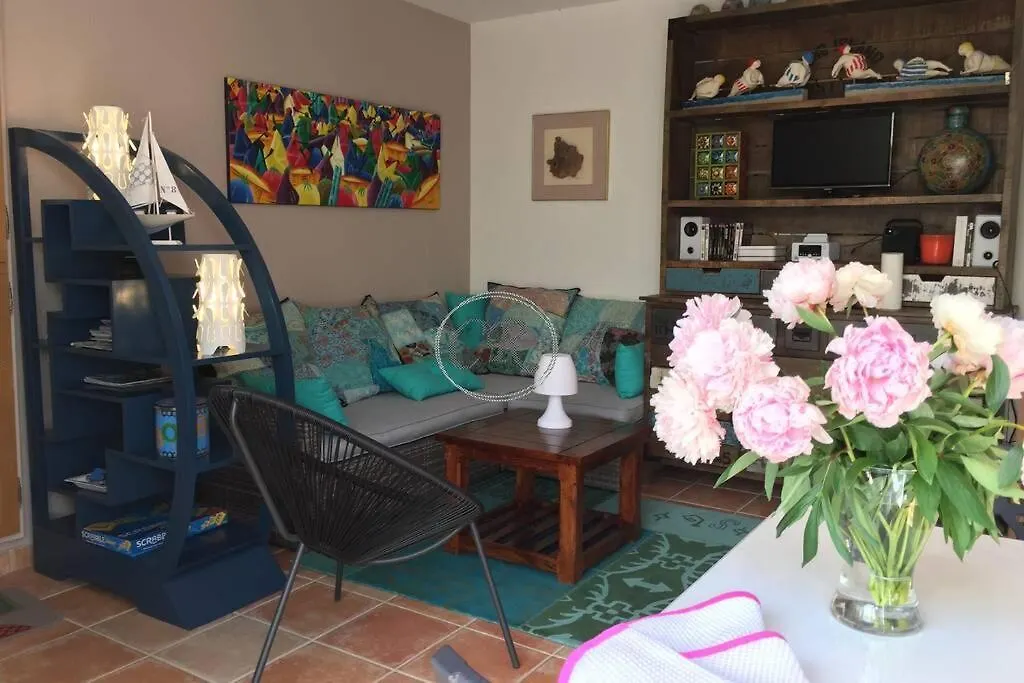 T3 De Standing Avec Grande Terrasse Vue Colline Apartment Bormes-les-Mimosas France